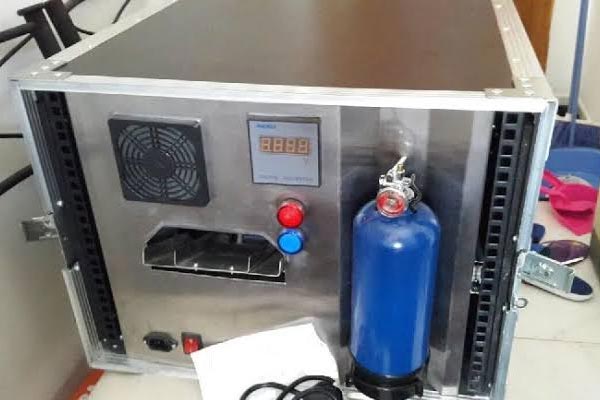  SSD Automatic Cleaning And Money Making Machine